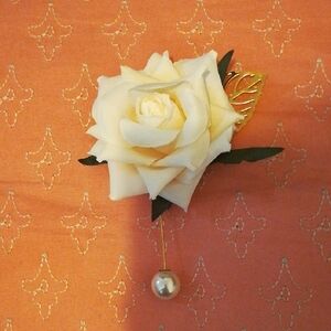 Elegant Cream Rose Brooch with Gold Leaf Accent